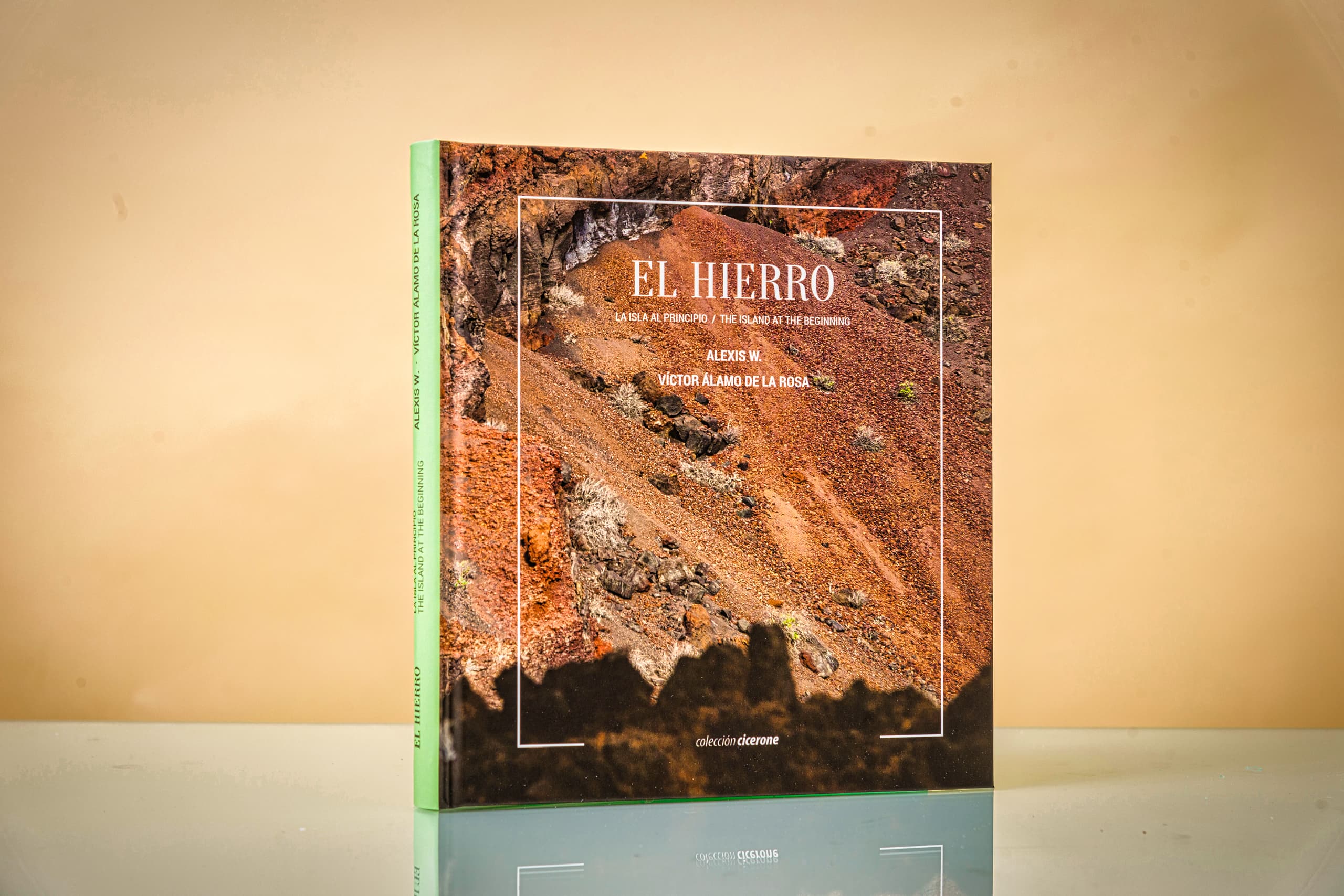 Presentación del libro 'El Hierro, la isla al principio'